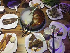 -蒙肥羊·酸汤潮牛·鲜牛肉火锅烤肉自助(岗顶店)