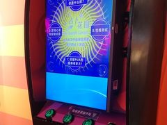 -不可思议减压馆·解压博物馆·摔碗发泄·团建定制
