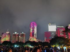 -万绿园