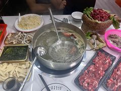 -刘少华贵州小黄牛·鲜牛肉火锅(总店)