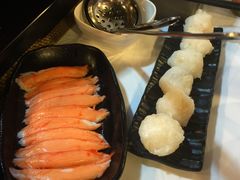 -鲜入围煮花胶鸡海鲜火锅