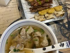 -老谢野馄饨(延安路店)