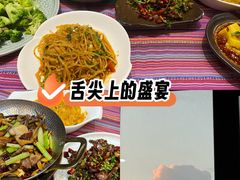 -香巴拉云南餐厅(华莱坞店)