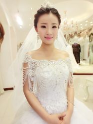 艾米丽新娘造型-艾米丽婚纱礼服