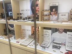 -吴良材眼镜(美罗城店)