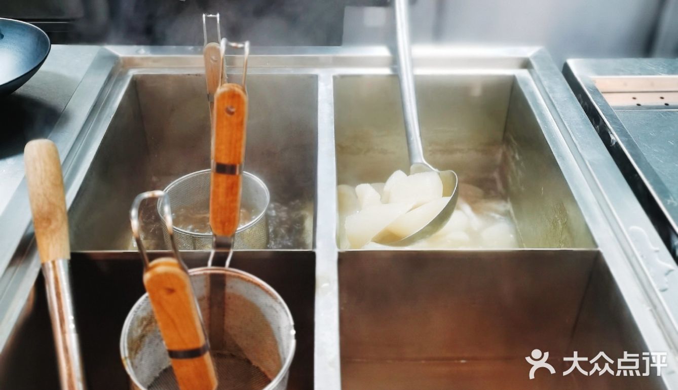 新店探店｜广东人都说正宗的牛杂[加油]为啥要错过？[调皮]