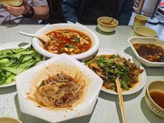 -华光驿站私房菜·黑金冠