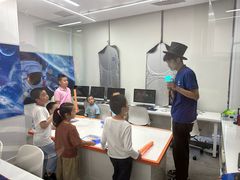 -斯坦星球AI编程·机器人科创·科学实验·信奥·思维·STEM·乐高·竞赛考级(长宁虹桥大融城荟聚中心)