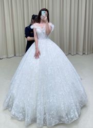 -派丽莫Pellimo原创设计婚纱品牌
