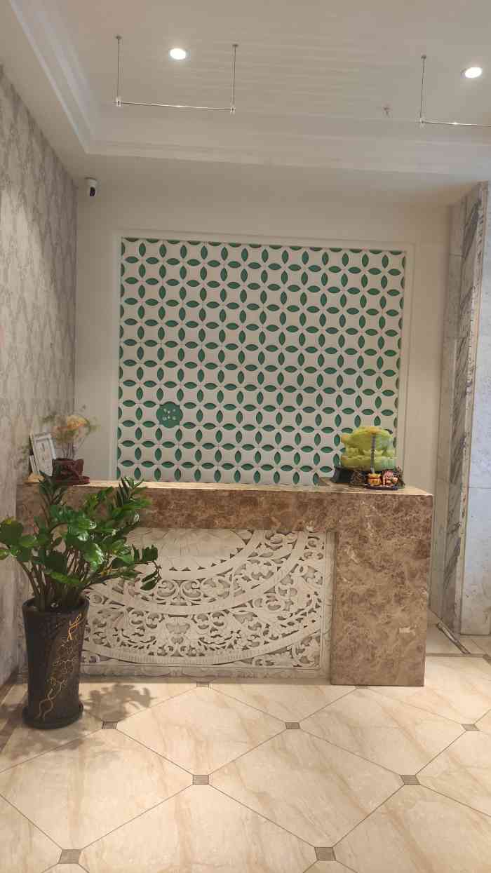 长风美塑(中央大街店)-"就在中央大街,整体环境很好,空间也还比较.