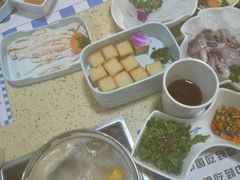 -魔法帽酱料牛肉小火锅(米兰店)