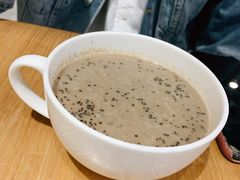 松露蘑菇汤-HELLO 27 意面·沙拉·帕尼尼