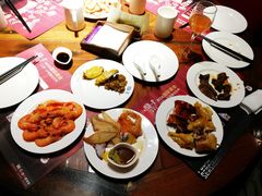 -四海一家自助餐(益田假日广场店)