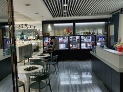 -宏宇眼镜蔡司依视路折扣店(兆佳眼镜城店)