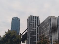 -盈丰路(地铁站)