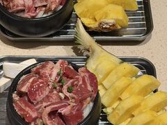 -蚂蚁洞·烤肉大营地(上海静安大悦城店)