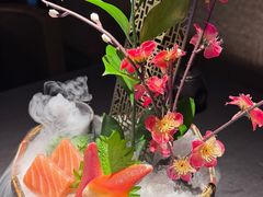 -蟹犇前•帝王蟹雪蟹(陆家嘴店)
