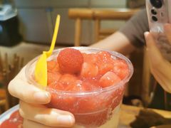 杨梅冰-周小明火锅(黑金冠社区店)