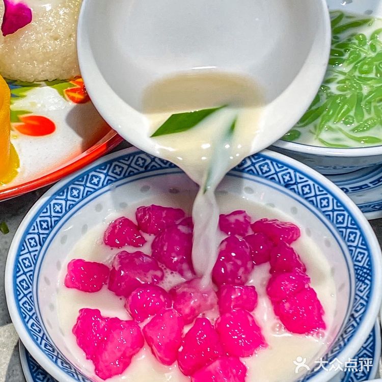 深圳惊现泰式手工糖水‼️斑斓凉虾巨巨好吃‼️