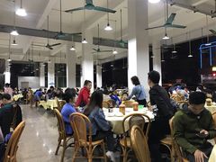 大堂-标记美食新鲜猪杂(兴南大道店)