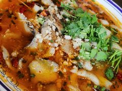 酸菜鱼-鹅村长(江中店)