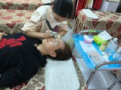 -首脑美容美发化妆美甲培训学校(龙岗校区)