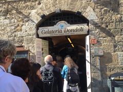 -Gelateria Dondoli