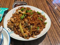 -蚝堡海鲜·威海菜·海肠捞饭·烧烤·亚洲吃蚝公司(幸福门店)