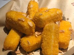 脆皮芒果炸鲜奶-四季厨房 鲁菜·孔府烤鸭(高新万达店)