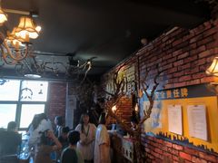 -MAX伯爵趣味互动密室逃脱(大坪D馆店)