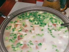 -松沪名灶·豆浆鱼头·新上海菜(飞航吾悦广场店)