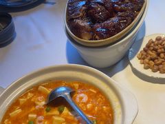 -八府香鸭·啫啫煲(华山路店)