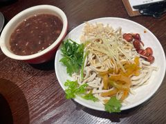 -古都历食南京菜·烤鸭·鸭血粉丝·汤包(南京博物院店)