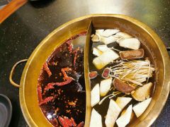 -沸炉重庆老火锅(军事博物馆店)