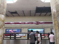 -建国门(地铁站)