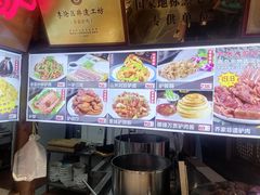 -乔家小院•非遗驴肉•本地小海鲜(滨河路店)