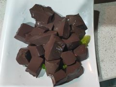 -墨脱石锅椰子鸡•香草鸭•东山羊(大东海店)