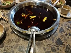 -肖肖酸萝卜鱼火锅(总店)