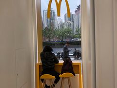-麦当劳(徐汇漕溪北路百脑汇店)