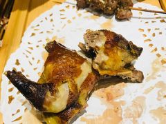 特色烧鸽子-正通记·哈尔滨烧烤·炭烤鸽子(七宝万科国际店)