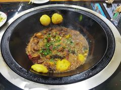 -山妹子铁锅炖