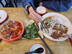-老闵田螺馆·南昌特色小炒(梦时代店)