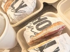 -HOLY BAGEL(苏河店)