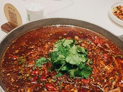 -万重锦·人文川菜馆(骡马市店)