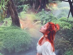 -Chom Cafe and Restaurant