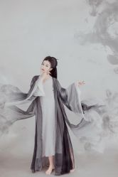 -盘子女人坊古装写真摄影