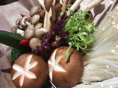 -煲宫猪肚鸡(昆山金鹰国际购物中心店)