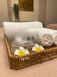 -思妍丽美容中心