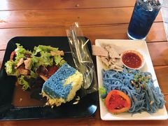 -蝶豆花蓝面条