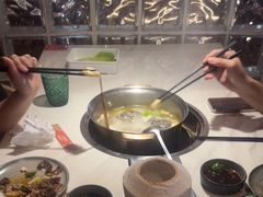 -喃喃椰·糟粕醋·椰子鸡火锅(七堡花园店)